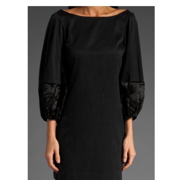 Elizabeth & James Black silk bell sleev mini dress - Picture 2 of 10